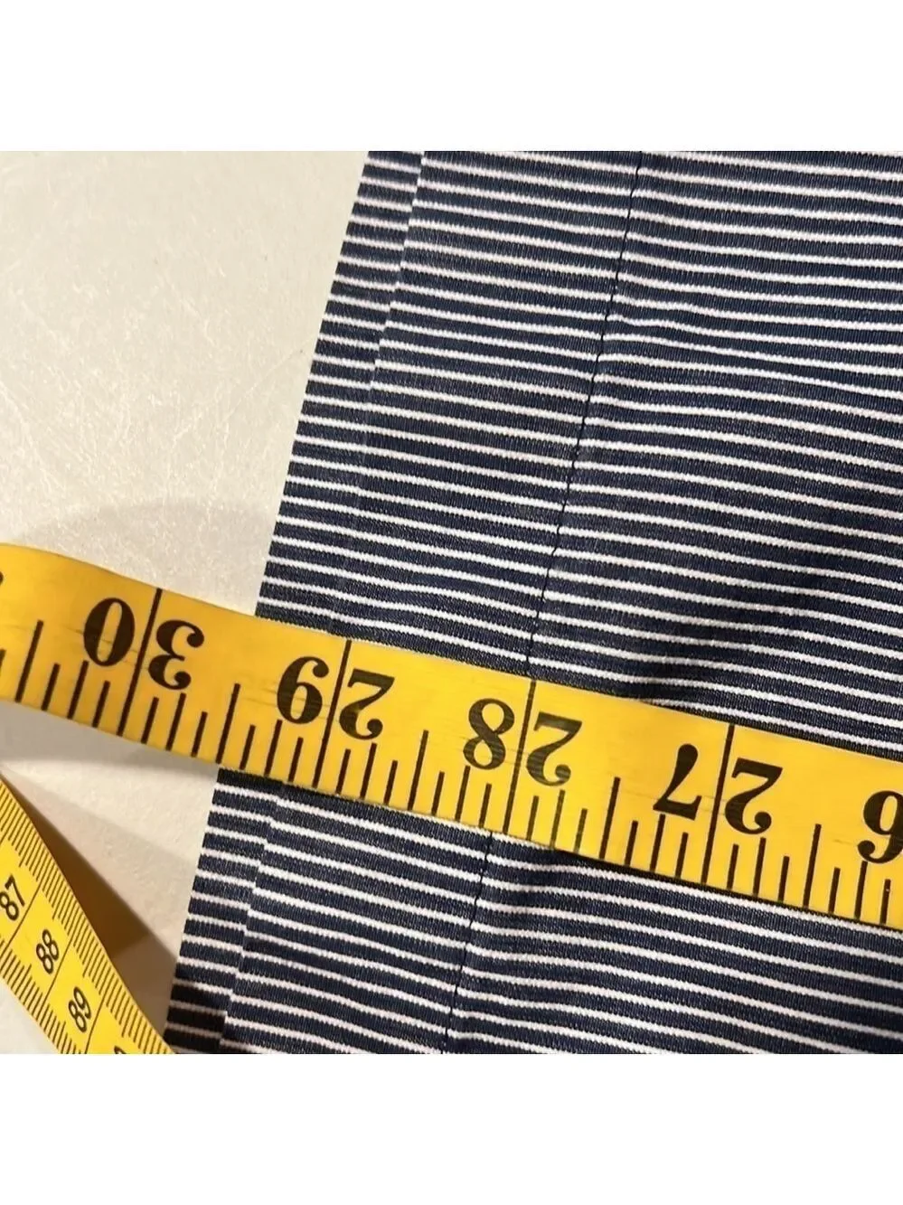 Alfred Dunner Pin Stripe Capris Size 18
